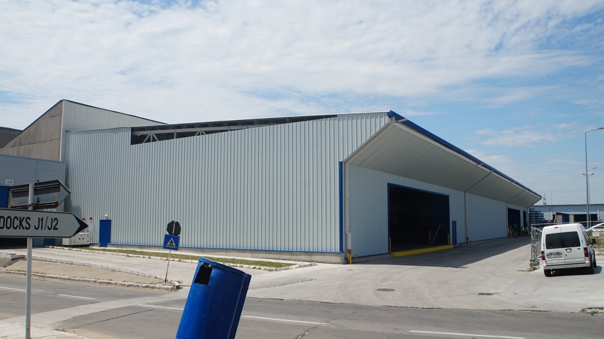 Ford Romania / Quantum Construct - Car body storage facility, assembly facility