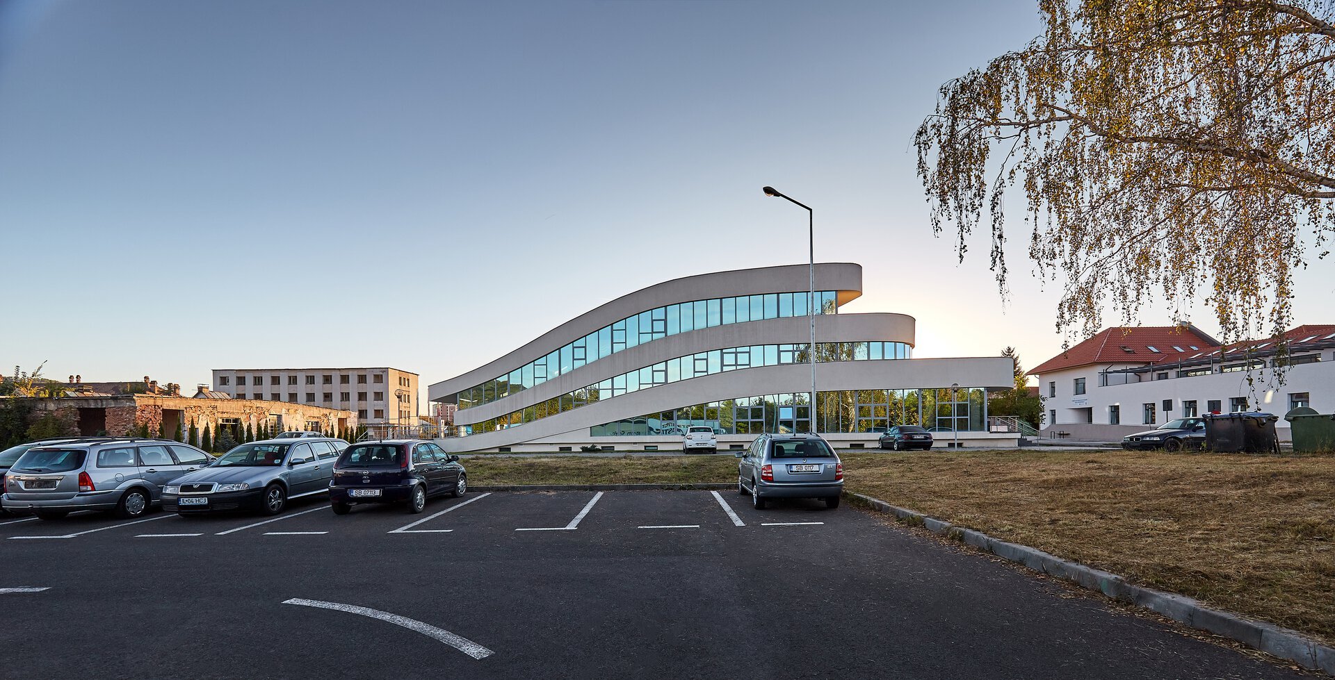 Apa Tarnavei Mari - Headquarters and equipment garage