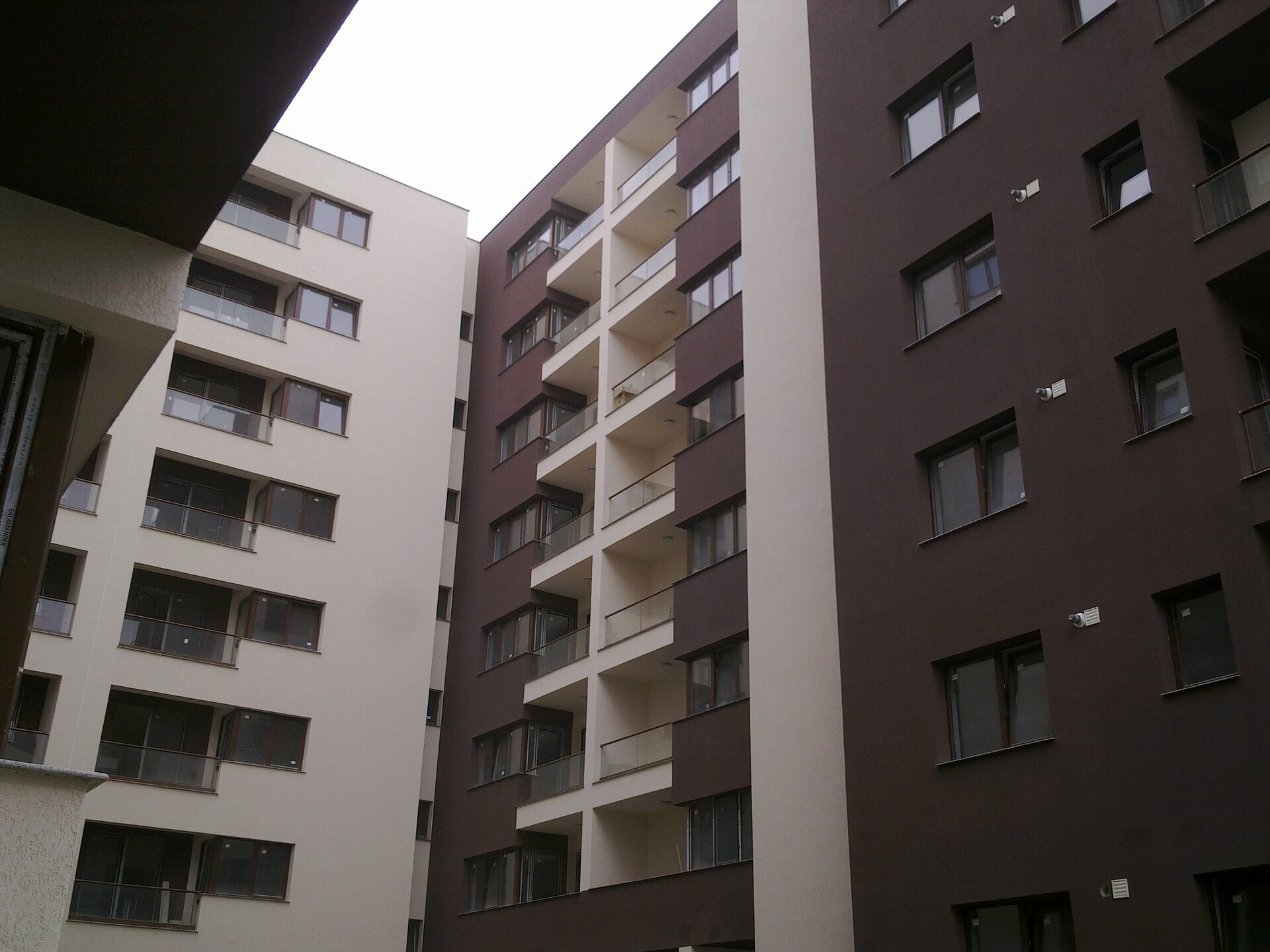 The Top Building Corporation residential complex on Valea Cricovului St., three sections, District 6 Bucharest, a PPAE project