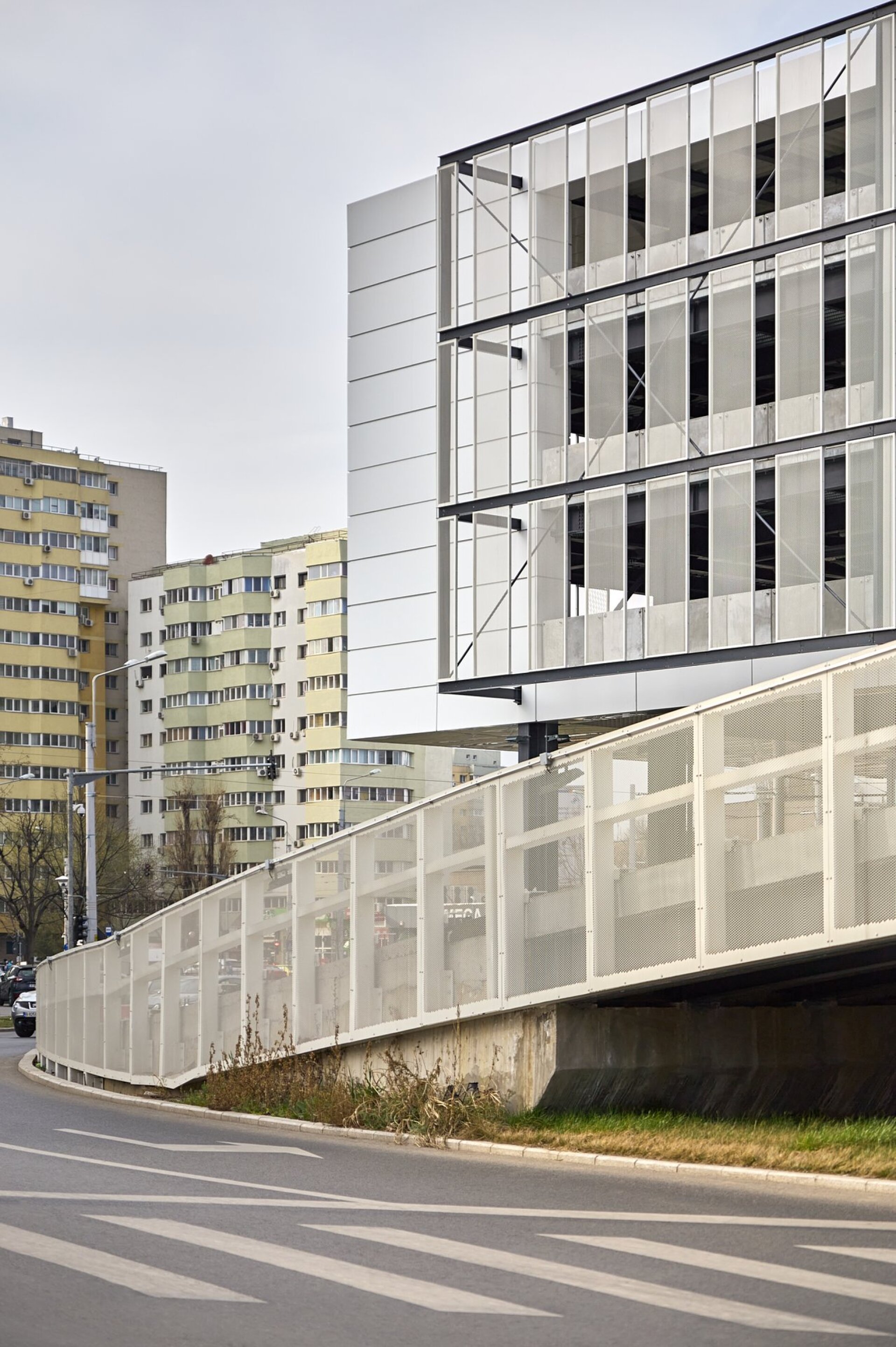 Primaria Municipiului București - Terminal multimodal și park&ride